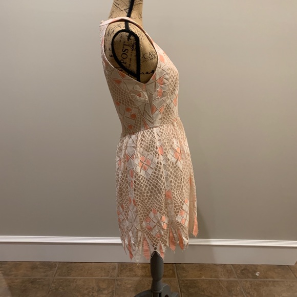 BCBG Max Azria Dress - Picture 4 of 8